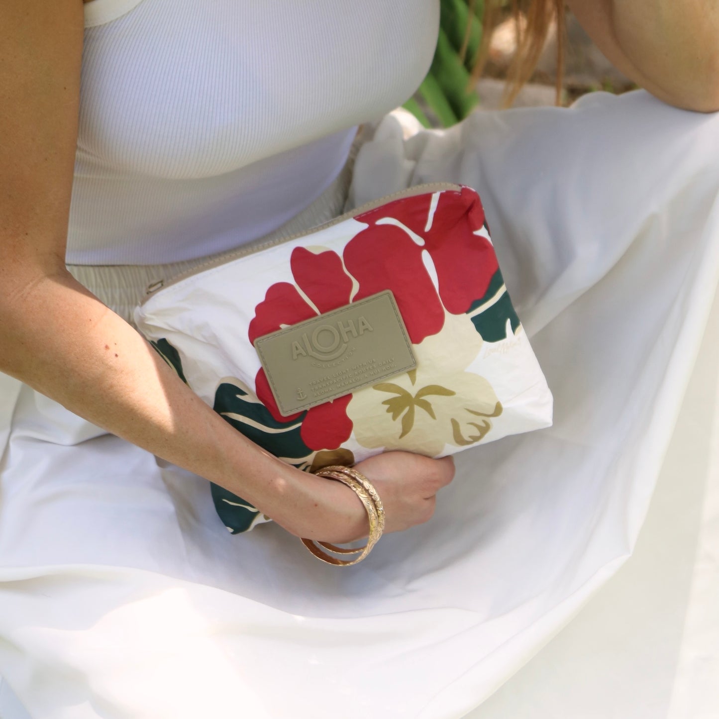 "ALOHA GARLAND" SMALL POUCH | LOCAL MOTION x ALOHA COLLECTION