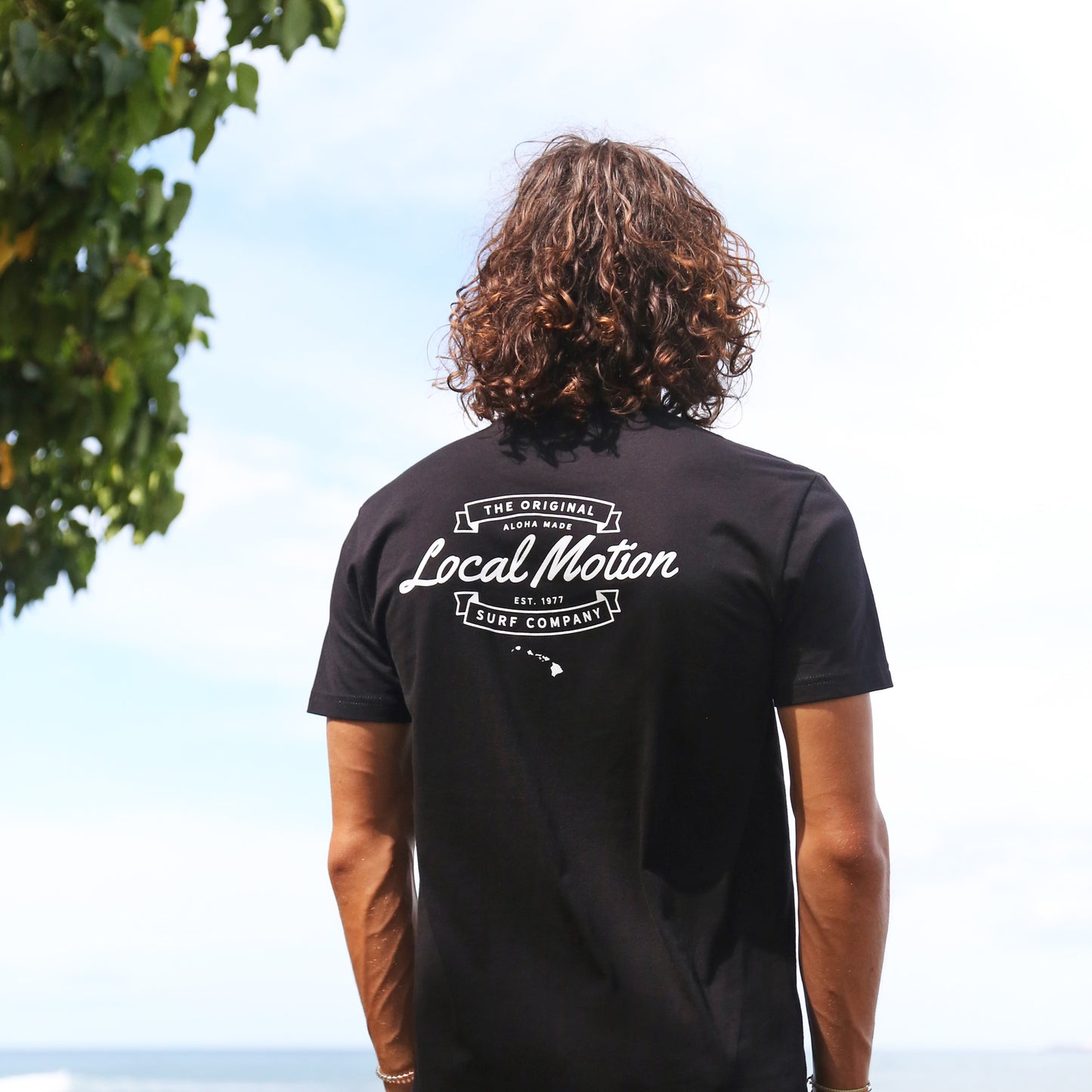 SCRIPT RIBBON TEE