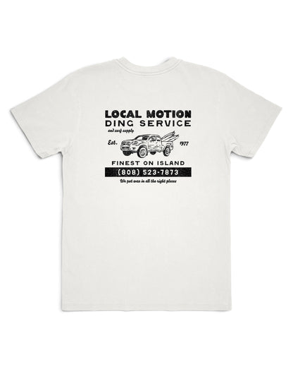 A white short-sleeve crewneck t-shirt with a black vintage-style graphic print [vintage white]