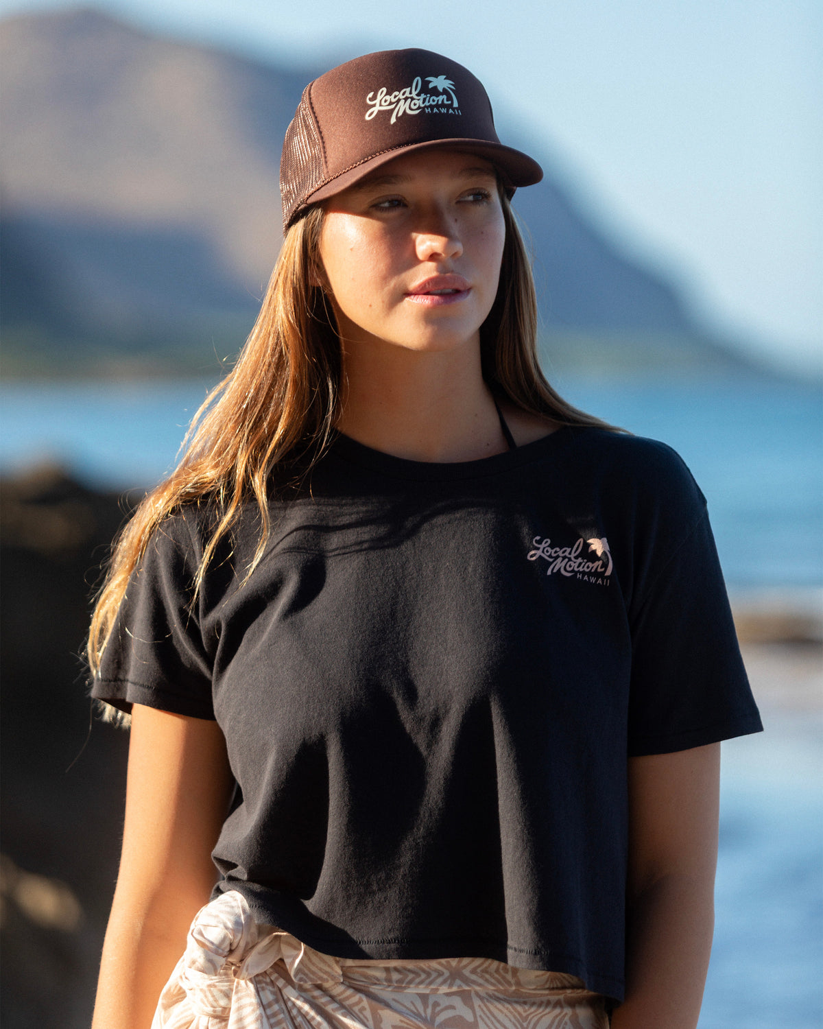 ROUNDED LOGO CROP