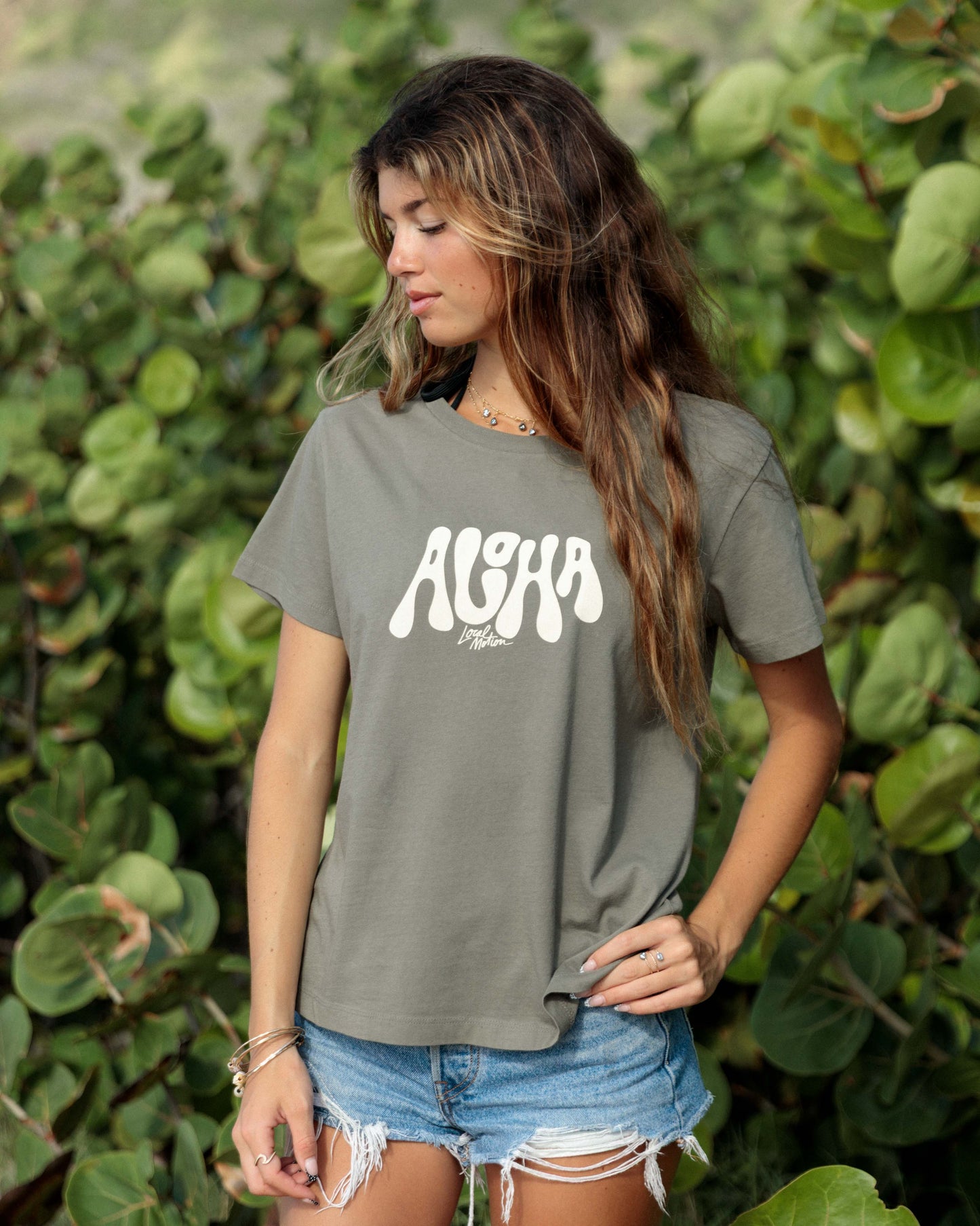 PUFFY ALOHA TEE in Moss - lifestyle photo